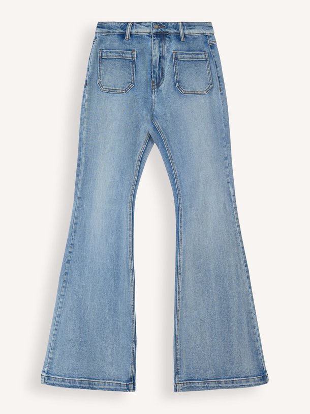 Ontdek de Dango high waist flared fit stretch jeans van My Essential Wardrobe in de kleur blauw bij Orangebag. Op werkdagen voor 21:45 besteld, morgen in huis.