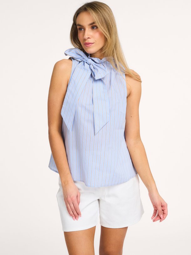 Ontdek de Augusta organic cotton mix gestreepte top van Modstrom in de kleur Blauw bij Orangebag. Op werkdagen voor 21:45 besteld, morgen in huis.