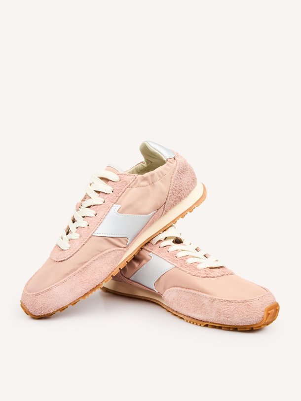 Ontdek de Trans AM suède sneakers van Etonic in de kleur Oud roze bij Orangebag. Op werkdagen voor 21:45 besteld, morgen in huis.