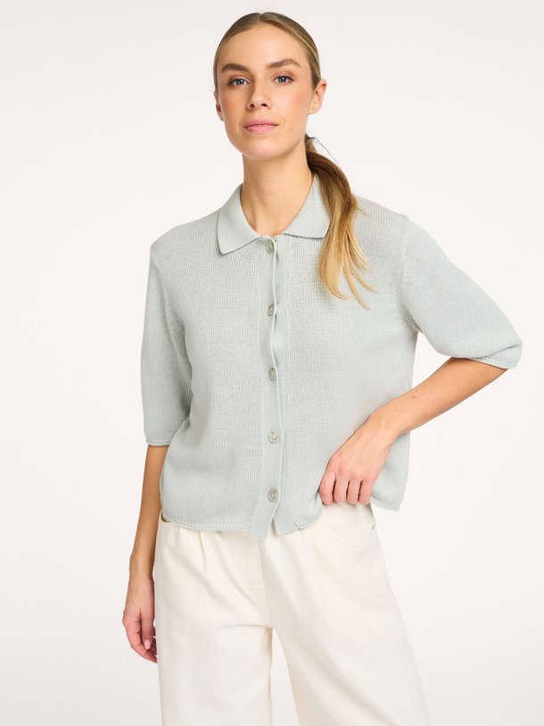 Ontdek de Yoshi katoenmix vest van Knit-ted in de kleur Lichtgroen bij Orangebag. Op werkdagen voor 21:45 besteld, morgen in huis.