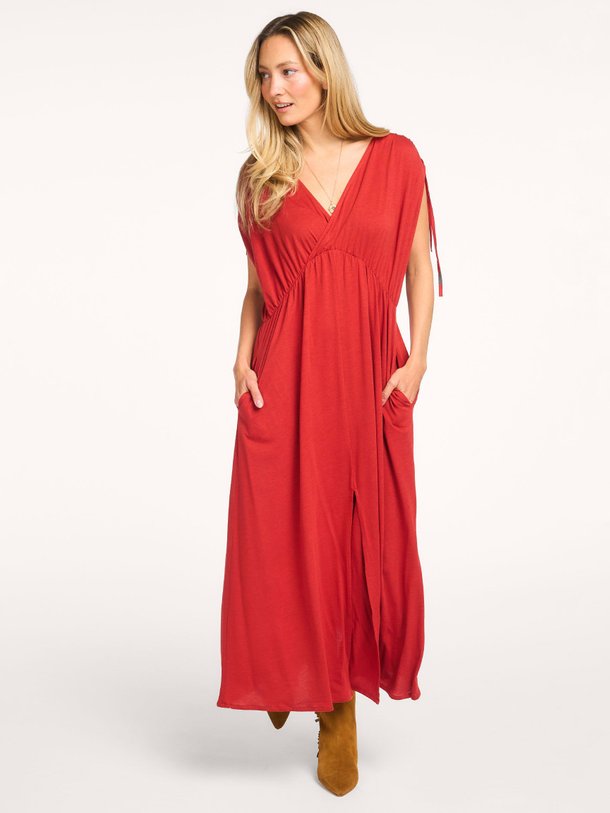 Ontdek de Fiston lyocellmix maxi jurk van La Fee Maraboutee in de kleur Rood bij Orangebag. Op werkdagen voor 21:45 besteld, morgen in huis.