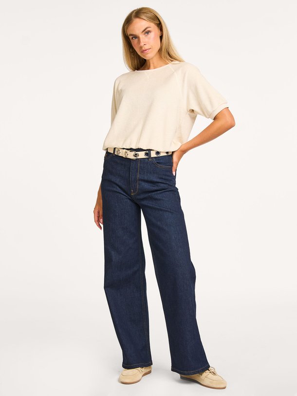 Ontdek de Neva katoenmix badstof top van By-Bar in de kleur ecru bij Orangebag. Op werkdagen voor 21:45 besteld, morgen in huis.