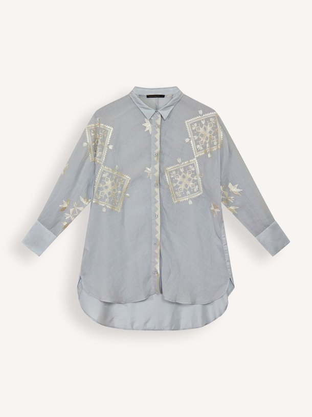 Ontdek de Viscosemix blouse met borduursel van Greek Archaic Kori in de kleur lichtgrijs bij Orangebag. Op werkdagen voor 21:45 besteld, morgen in huis.