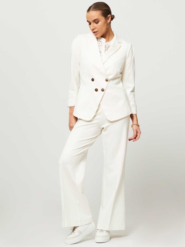 Ontdek de Viscosemix blazer van Summum in de kleur off-white bij Orangebag. Op werkdagen voor 21:45 besteld, morgen in huis.