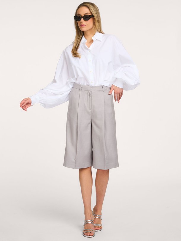 Ontdek de Tenna, lyocellmix bermuda van Copenhagen Muse bij Orangebag. Op werkdagen voor 21:45 besteld, morgen in huis.