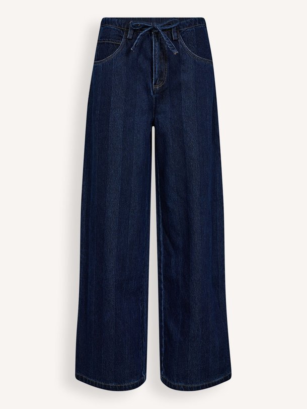 Ontdek de High waist wide leg non-stretch jeans van Haute L'Amitié in de kleur donkerblauw bij Orangebag. Op werkdagen voor 21:45 besteld, morgen in huis.