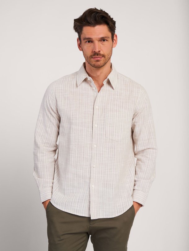 Ontdek de Liam katoenen/linnenmix overhemd van Samsoe Samsoe in de kleur ecru bij Orangebag. Op werkdagen voor 21:45 besteld, morgen in huis.