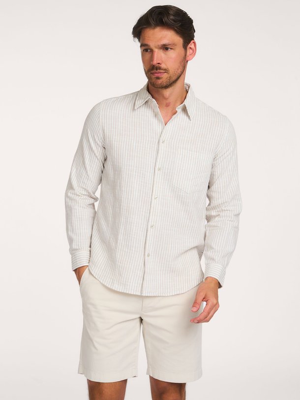 Ontdek de Liam, katoen/linnenmix gestreept overhemd van Samsoe Samsoe bij Orangebag. Op werkdagen voor 21:45 besteld, morgen in huis.