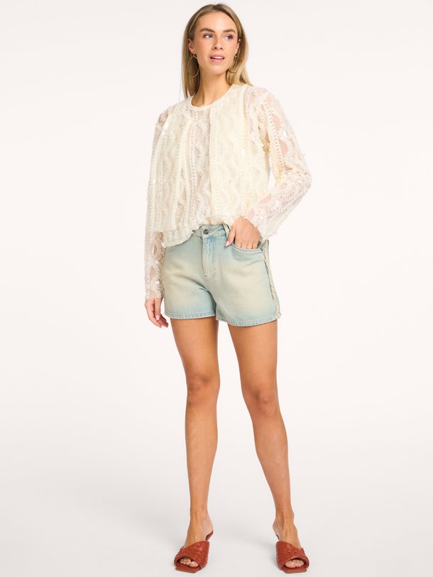 Ontdek de Menton mid waist denim short van Dante 6 in de kleur Blauw bij Orangebag. Op werkdagen voor 21:45 besteld, morgen in huis.