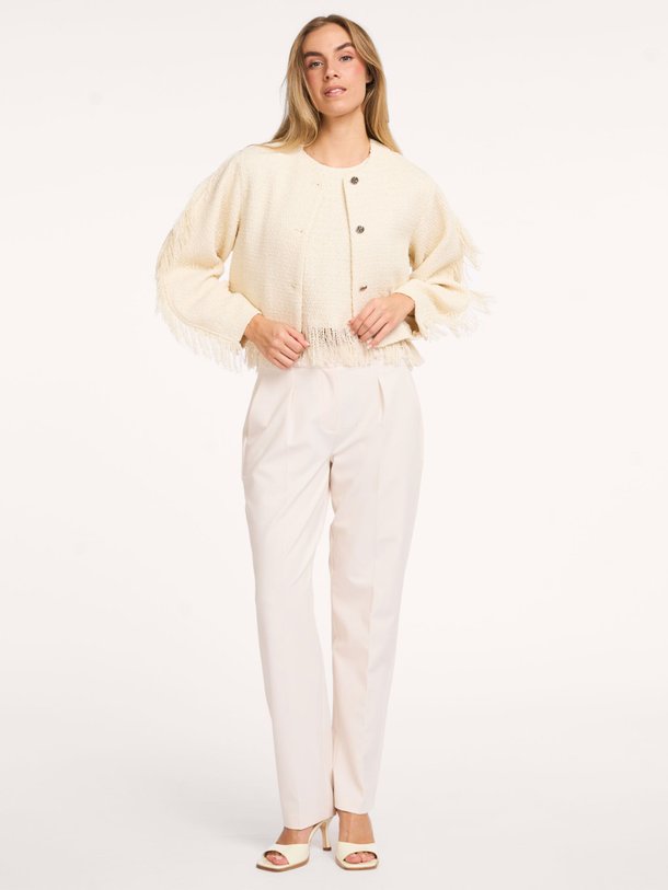 Ontdek de Vale viscosemix bouclé jasje van Dante 6 in de kleur Crème bij Orangebag. Op werkdagen voor 21:45 besteld, morgen in huis.