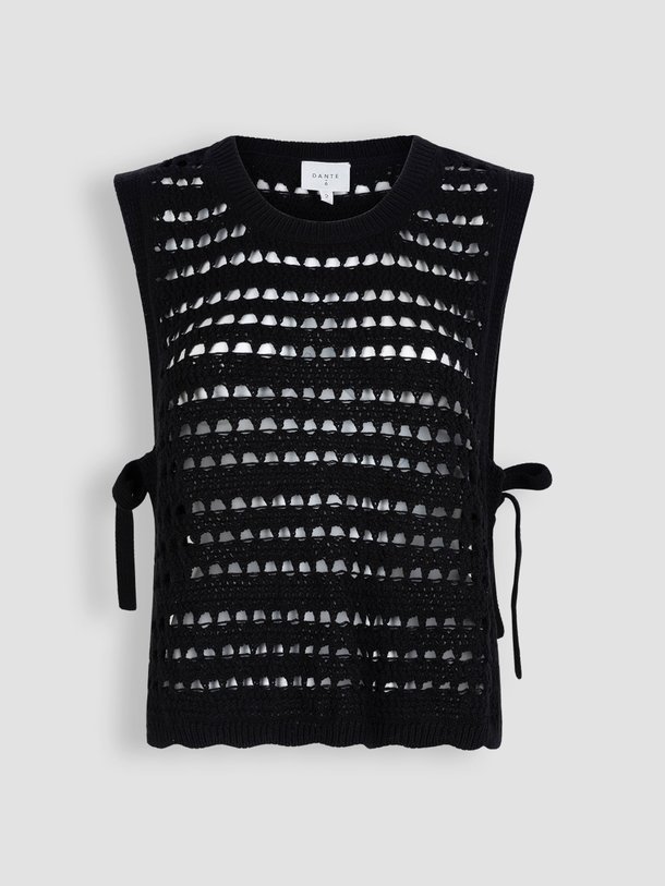Ontdek de Ian katoenen opengewerkte top van Dante 6 in de kleur zwart bij Orangebag. Op werkdagen voor 21:45 besteld, morgen in huis.