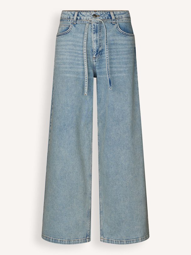 Ontdek de Isolde high waist wide leg jeans van Modstrom in de kleur Lichtblauw bij Orangebag. Op werkdagen voor 21:45 besteld, morgen in huis.