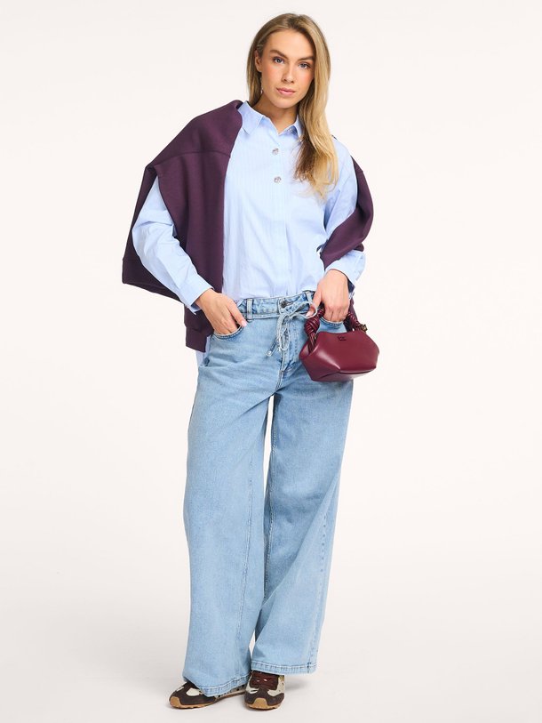 Ontdek de Isolde high waist wide leg jeans van Modstrom in de kleur Lichtblauw bij Orangebag. Op werkdagen voor 21:45 besteld, morgen in huis.