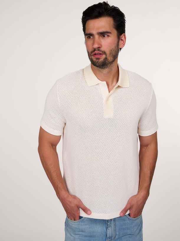 Ontdek de Sajase katoenmix polo van Samsoe Samsoe in de kleur crème bij Orangebag. Op werkdagen voor 21:45 besteld, morgen in huis.