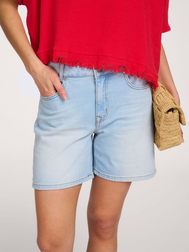 Ontdek de LucyMW 139 High Shorts Y van My Essential Wardrobe bij Orangebag. Op werkdagen voor 21:45 besteld, morgen in huis.