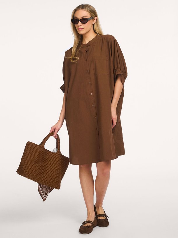 Ontdek de Dress van No Man's Land bij Orangebag. Op werkdagen voor 21:45 besteld, morgen in huis.