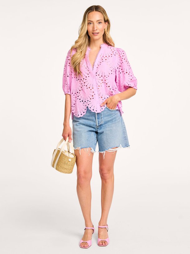 Ontdek de Naya katoenen broderie blouse van Co'Couture in de kleur roze bij Orangebag. Op werkdagen voor 21:45 besteld, morgen in huis.