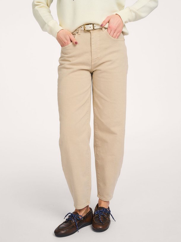 Ontdek de High waist barrel fit stretch jeans van Yaya in de kleur Beige bij Orangebag. Op werkdagen voor 21:45 besteld, morgen in huis.
