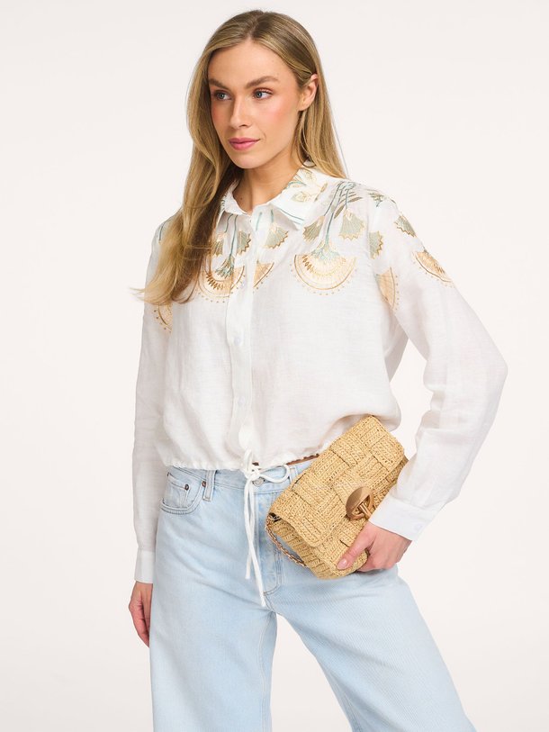 Ontdek de Linnen blouse met borduursel van Greek Archaic Kori in de kleur Wit bij Orangebag. Op werkdagen voor 21:45 besteld, morgen in huis.