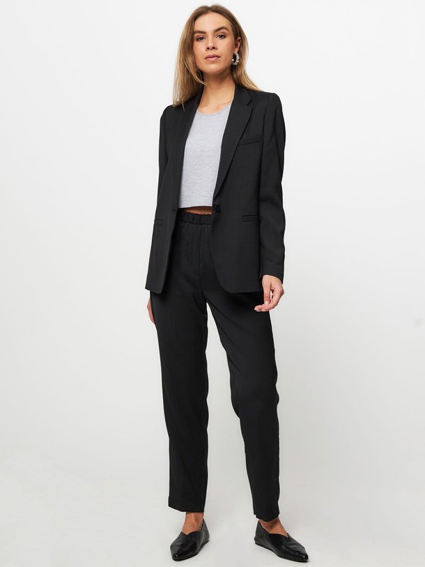 Ontdek de Viscosemix broek van forte_forte in de kleur zwart bij Orangebag. Op werkdagen voor 21:45 besteld, morgen in huis.