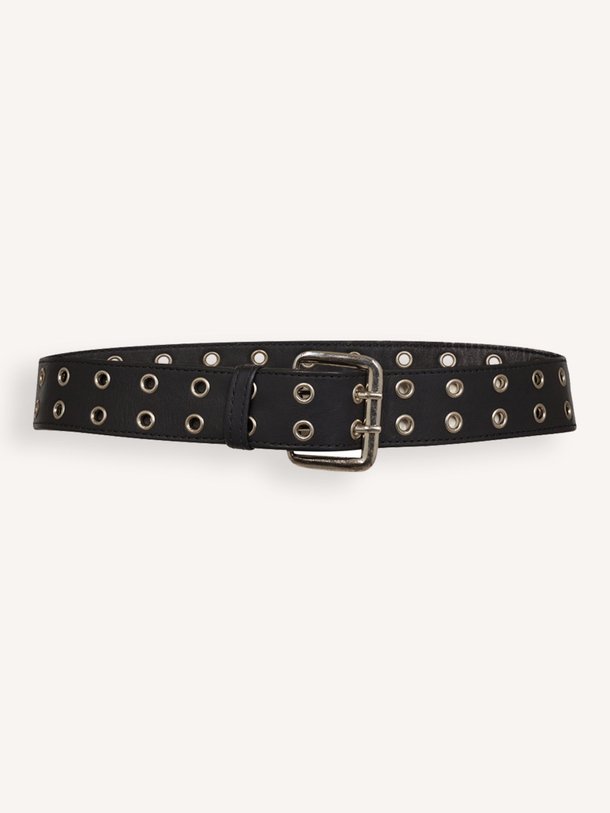 Ontdek de Phoebe lederen riem met eyelets van Co'Couture in de kleur zwart bij Orangebag. Op werkdagen voor 21:45 besteld, morgen in huis.