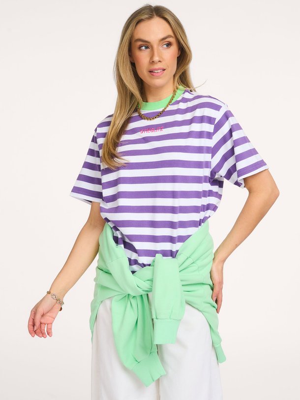 Ontdek de Joana katoenen gestreept T-shirt van Stieglitz in de kleur Paars bij Orangebag. Op werkdagen voor 21:45 besteld, morgen in huis.