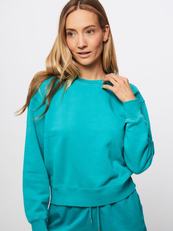 Ontdek de Organic cotton sweater van Colorful Standard in de kleur turquoise bij Orangebag. Op werkdagen voor 21:45 besteld, morgen in huis.