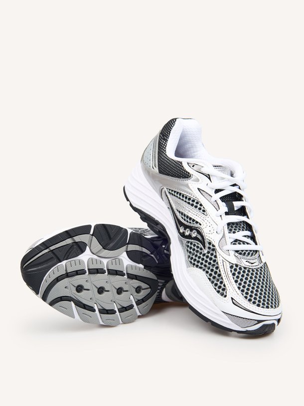 Ontdek de Progrid Omni 9, mesh sneakers van Saucony bij Orangebag. Op werkdagen voor 21:45 besteld, morgen in huis.