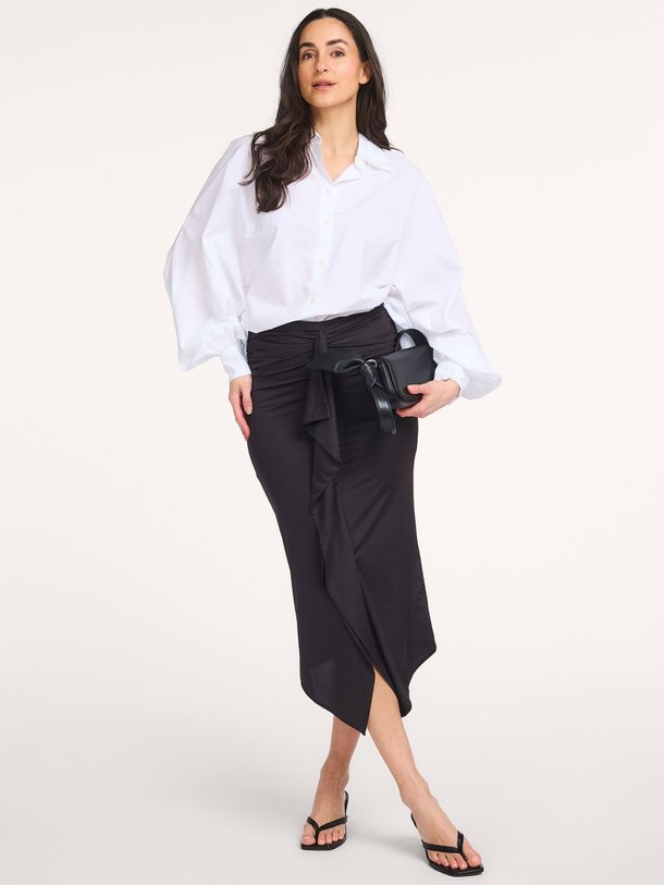 Ontdek de Janedoe jersey rok van Essentiel Antwerp in de kleur Zwart bij Orangebag. Op werkdagen voor 21:45 besteld, morgen in huis.