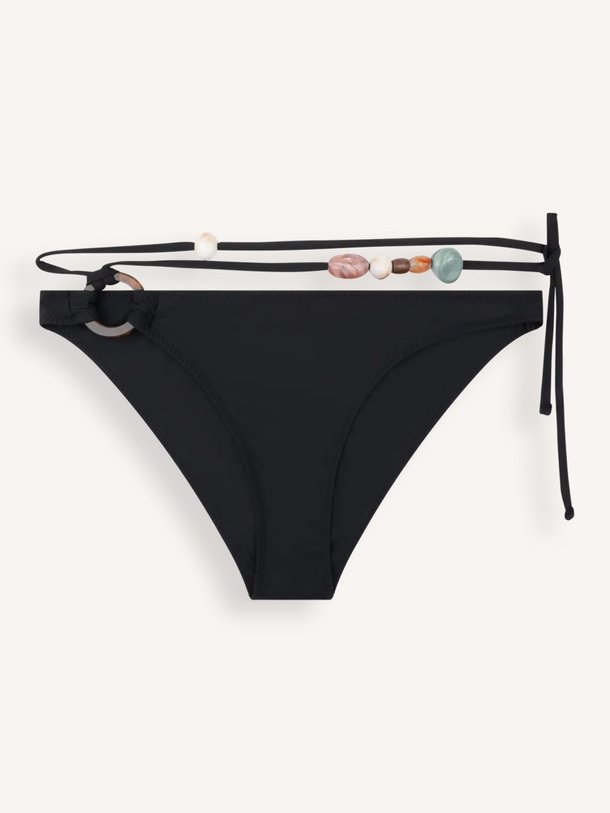 Ontdek de Coral bikinislip van Love Stories in de kleur zwart bij Orangebag. Op werkdagen voor 21:45 besteld, morgen in huis.