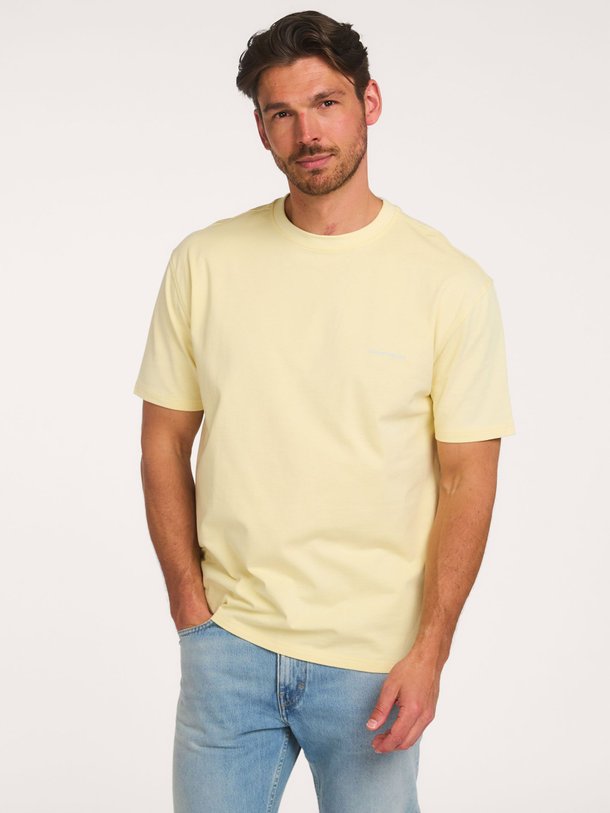 Ontdek de Alfresco katoenen T-shirt met print van Law of the Sea in de kleur Geel bij Orangebag. Op werkdagen voor 21:45 besteld, morgen in huis.