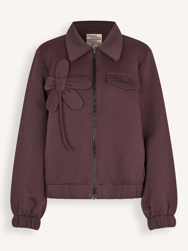 Ontdek de Joanne viscosemix jasje met applicatie van Baum und Pferdgarten in de kleur Bordeauxrood bij Orangebag. Op werkdagen voor 21:45 besteld, morgen in huis.