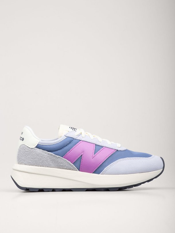 Ontdek de U370 suède sneakers van New Balance in de kleur paars bij Orangebag. Op werkdagen voor 21:45 besteld, morgen in huis.