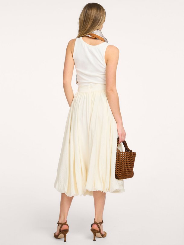 Ontdek de Aura viscosemix balloon rok van Co'Couture in de kleur Off-white bij Orangebag. Op werkdagen voor 21:45 besteld, morgen in huis.