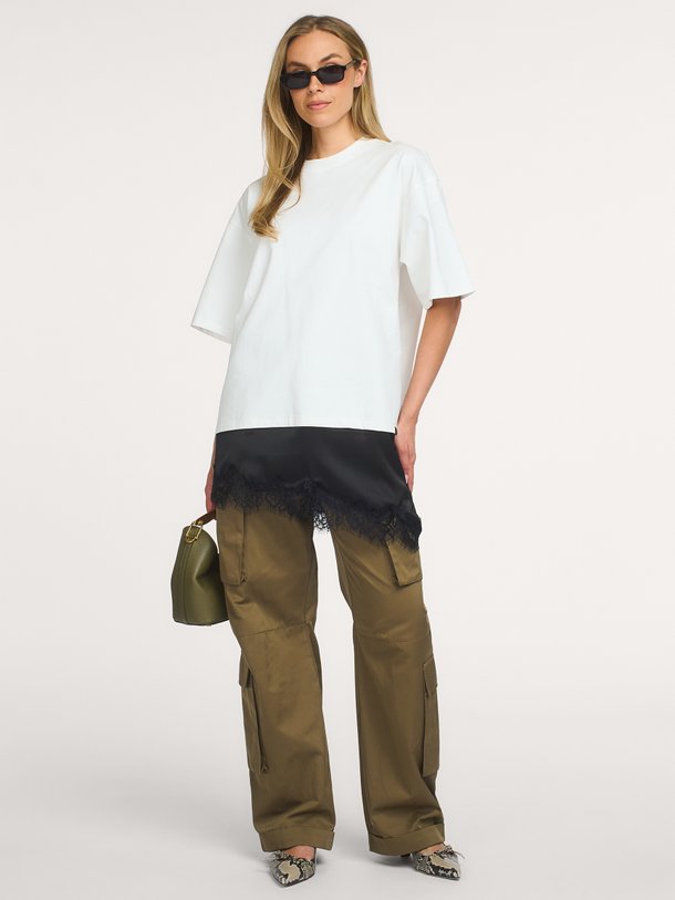 Ontdek de Loose Mix Lingerie Tee van Haute L'Amitié bij Orangebag. Op werkdagen voor 21:45 besteld, morgen in huis.