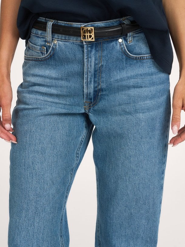 My Essential Wardrobe The Mommy - High Waist Straight Fit Stretch Jeans - Blauw Ontdek de The mommy high waist straight fit stretch jeans van My Essential Wardrobe in de kleur blauw bij Orangebag. Op werkdagen voor 21:45 besteld, morgen in huis.