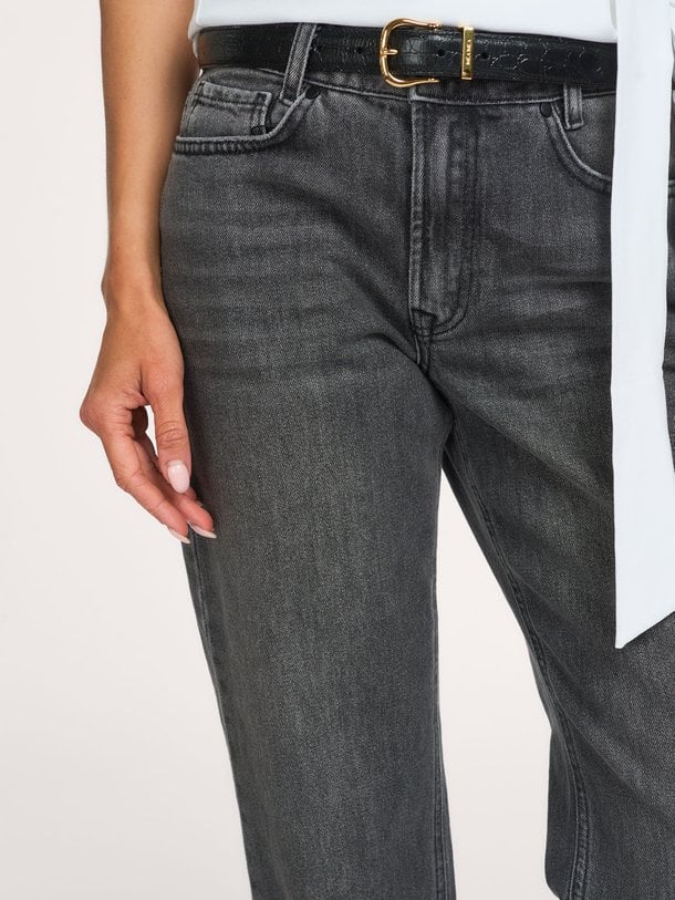 My Essential Wardrobe The Mommy - High Waist Tapered Fit Stretch Jeans - Donkergrijs Ontdek de The Mommy high waist tapered fit stretch jeans van My Essential Wardrobe in de kleur donkergrijs bij Orangebag. Op werkdagen voor 21:45 besteld, morgen in huis.