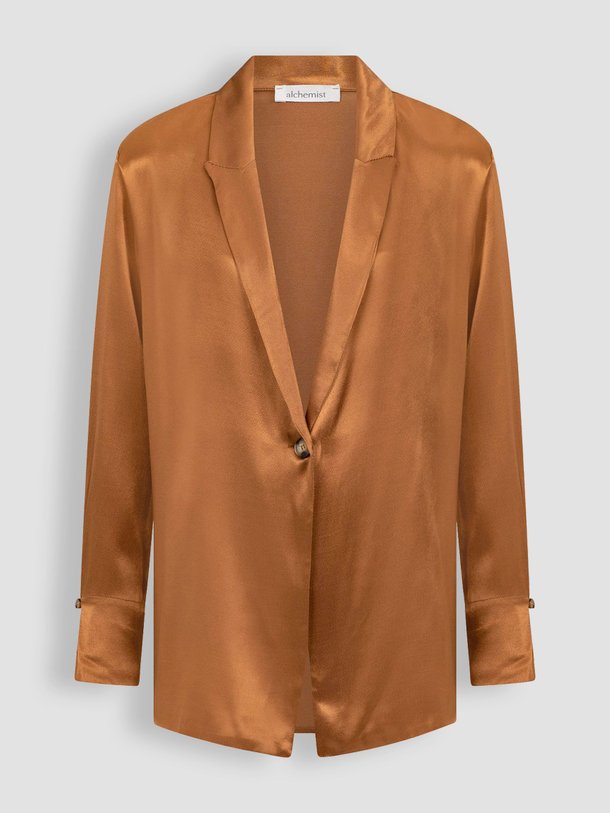 Ontdek de Lily viscose glanzende blazer van Alchemist in de kleur cognac bij Orangebag. Op werkdagen voor 21:45 besteld, morgen in huis.