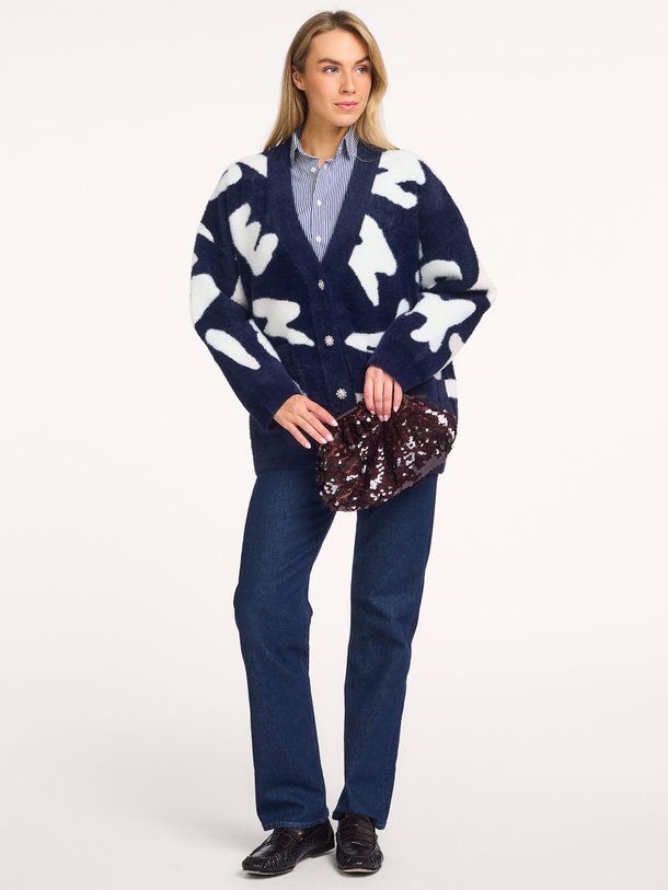 Ontdek de Jarden gebreid vest met dessin van Essentiel Antwerp in de kleur Donkerblauw bij Orangebag. Op werkdagen voor 21:45 besteld, morgen in huis.