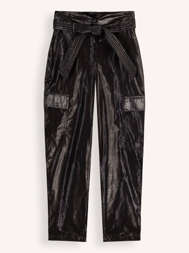 Ontdek de Vanity viscoesmix glanzende cargo broek van Mes Demoiselles in de kleur zwart bij Orangebag. Op werkdagen voor 21:45 besteld, morgen in huis.