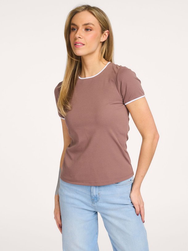 Ontdek de Katoenmix T-shirt van Yaya in de kleur Taupe bij Orangebag. Op werkdagen voor 21:45 besteld, morgen in huis.