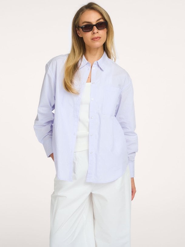 Ontdek de STRIPE OVERSIZED SHIRTS van OLAF bij Orangebag. Op werkdagen voor 21:45 besteld, morgen in huis.