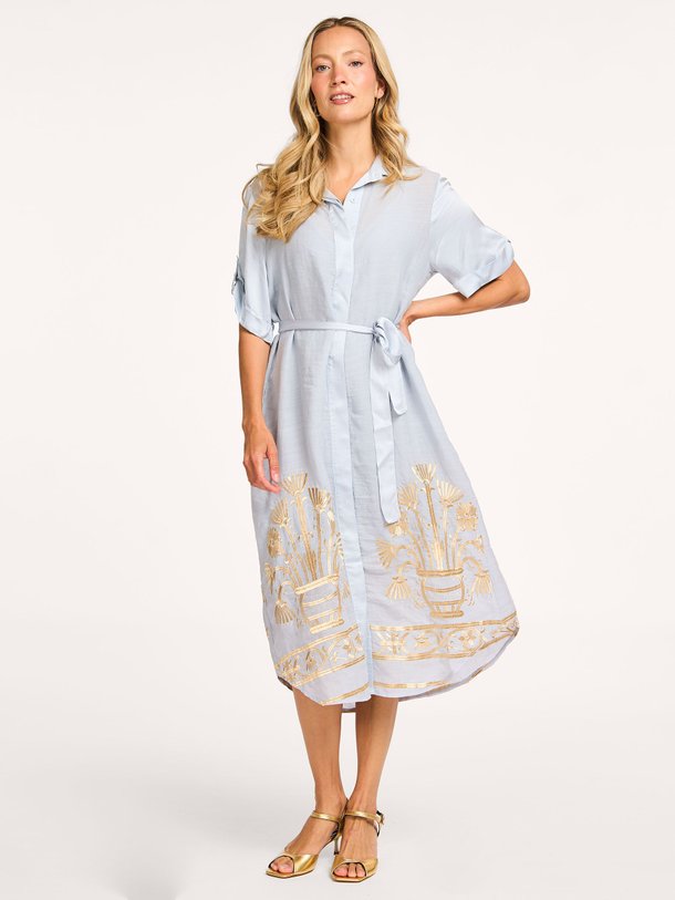 Ontdek de Viscosemix doorknoopjurk van Greek Archaic Kori in de kleur lichtgrijs bij Orangebag. Op werkdagen voor 21:45 besteld, morgen in huis.