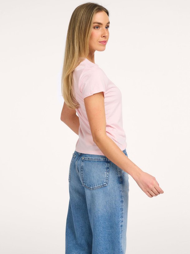 Ontdek de Katoenen T-shirt van Ralph Lauren in de kleur Lichtroze bij Orangebag. Op werkdagen voor 21:45 besteld, morgen in huis.
