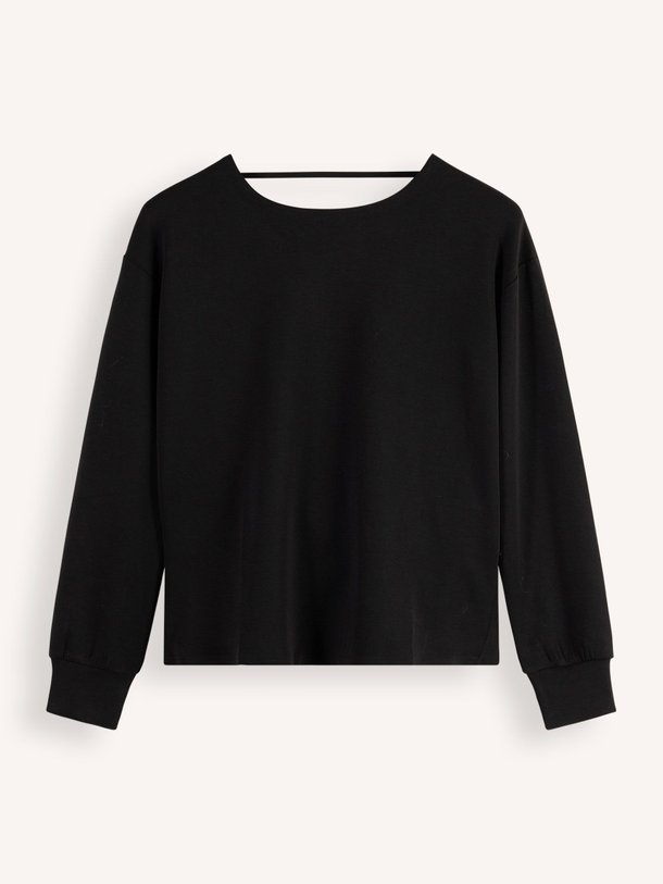 Ontdek de Elle modalmix top met knoopdetail van My Essential Wardrobe in de kleur zwart bij Orangebag. Op werkdagen voor 21:45 besteld, morgen in huis.