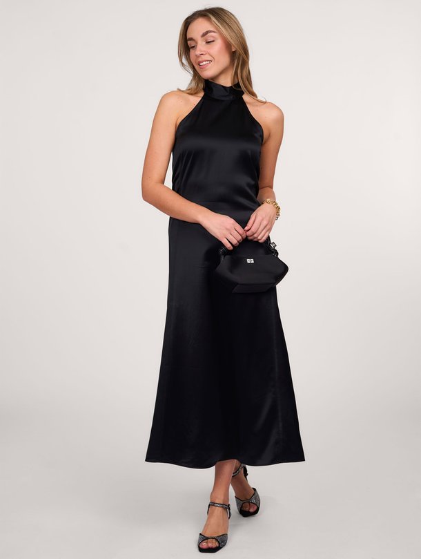 Ontdek de Sanettle geweven satijnen halterjurk van Samsoe Samsoe in de kleur zwart bij Orangebag. Op werkdagen voor 21:45 besteld, morgen in huis.