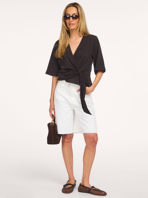 Ontdek de Elva'CL van Club L`avenir bij Orangebag. Op werkdagen voor 21:45 besteld, morgen in huis.