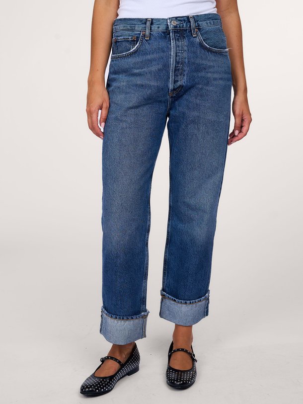 Ontdek de Fran low waist straight fit jeans van Agolde in de kleur blauw bij Orangebag. Op werkdagen voor 21:45 besteld, morgen in huis.