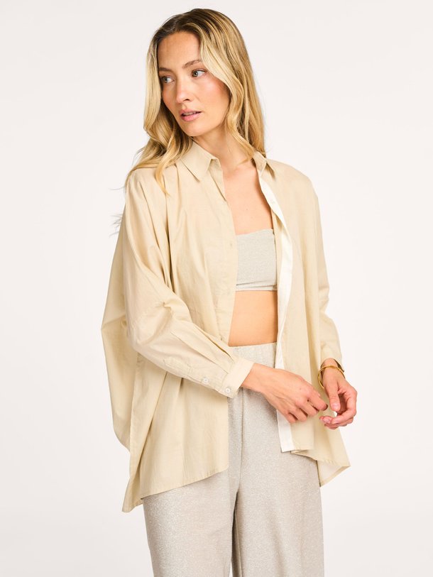 Ontdek de Marcel katoenen blouse van Karma Koma in de kleur beige bij Orangebag. Op werkdagen voor 21:45 besteld, morgen in huis.