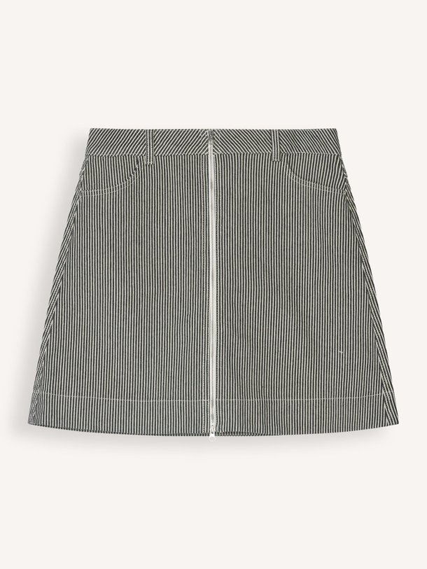 Ontdek de Riva organic cotton gestreepte rok van Mads Norgaard in de kleur zwart bij Orangebag. Op werkdagen voor 21:45 besteld, morgen in huis.